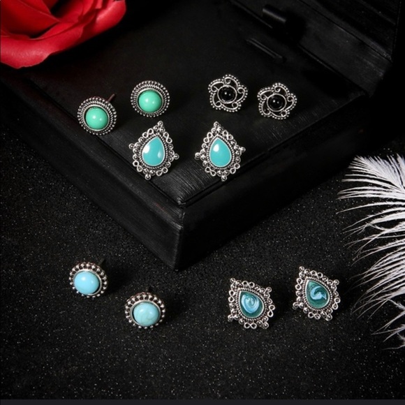 Gorgeous Vintage Boho Earrings - Picture 4 of 5